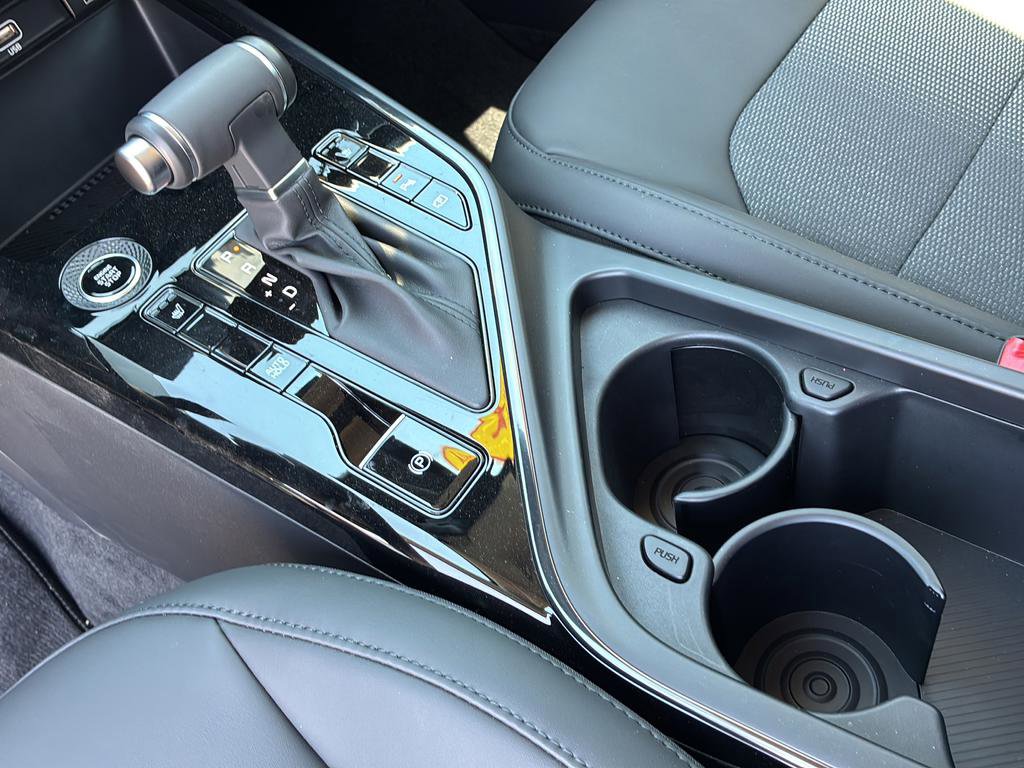 New 2025 Kia Niro EX image 33