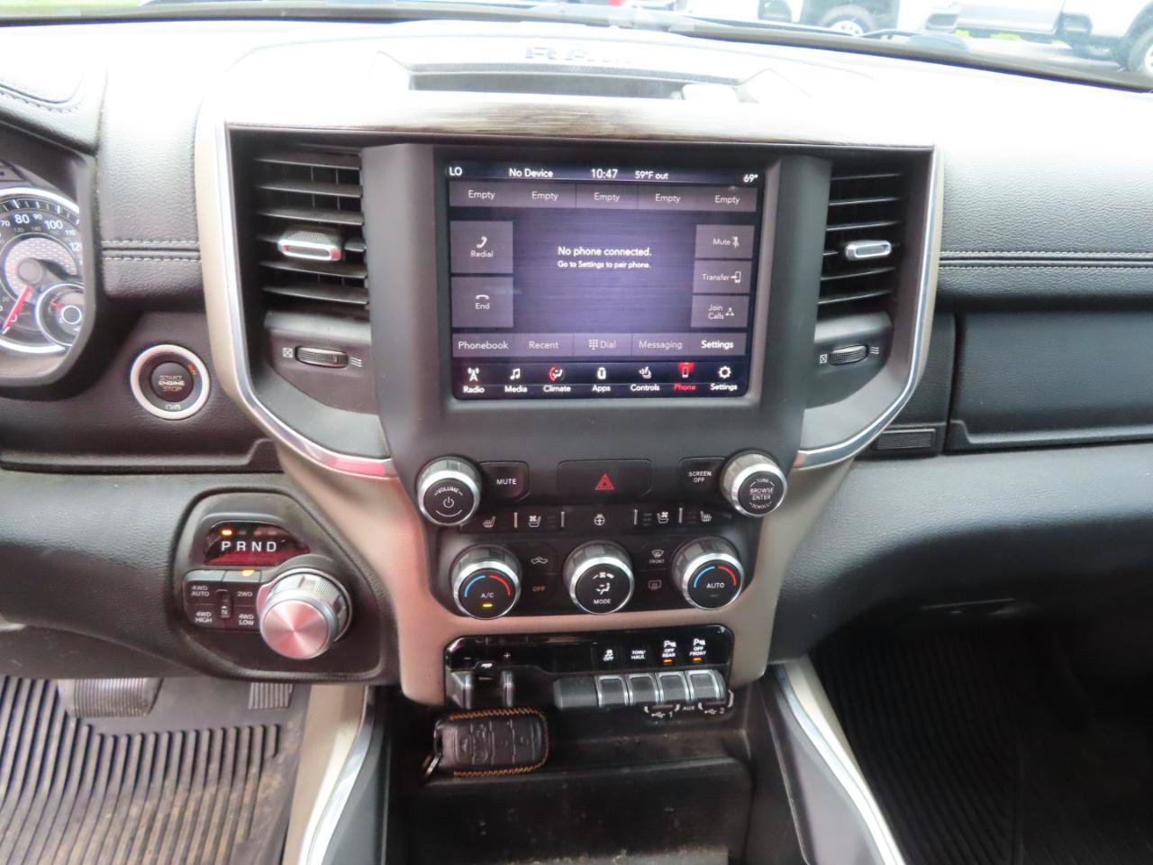 Used 2019 RAM 1500 Laramie AWD/4WD image 26