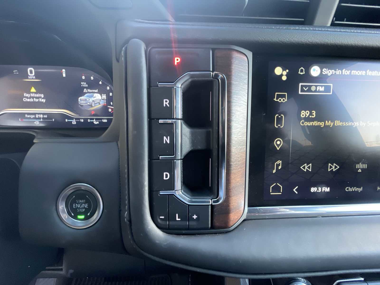 Used 2024 GMC Yukon Denali Ultimate image 16