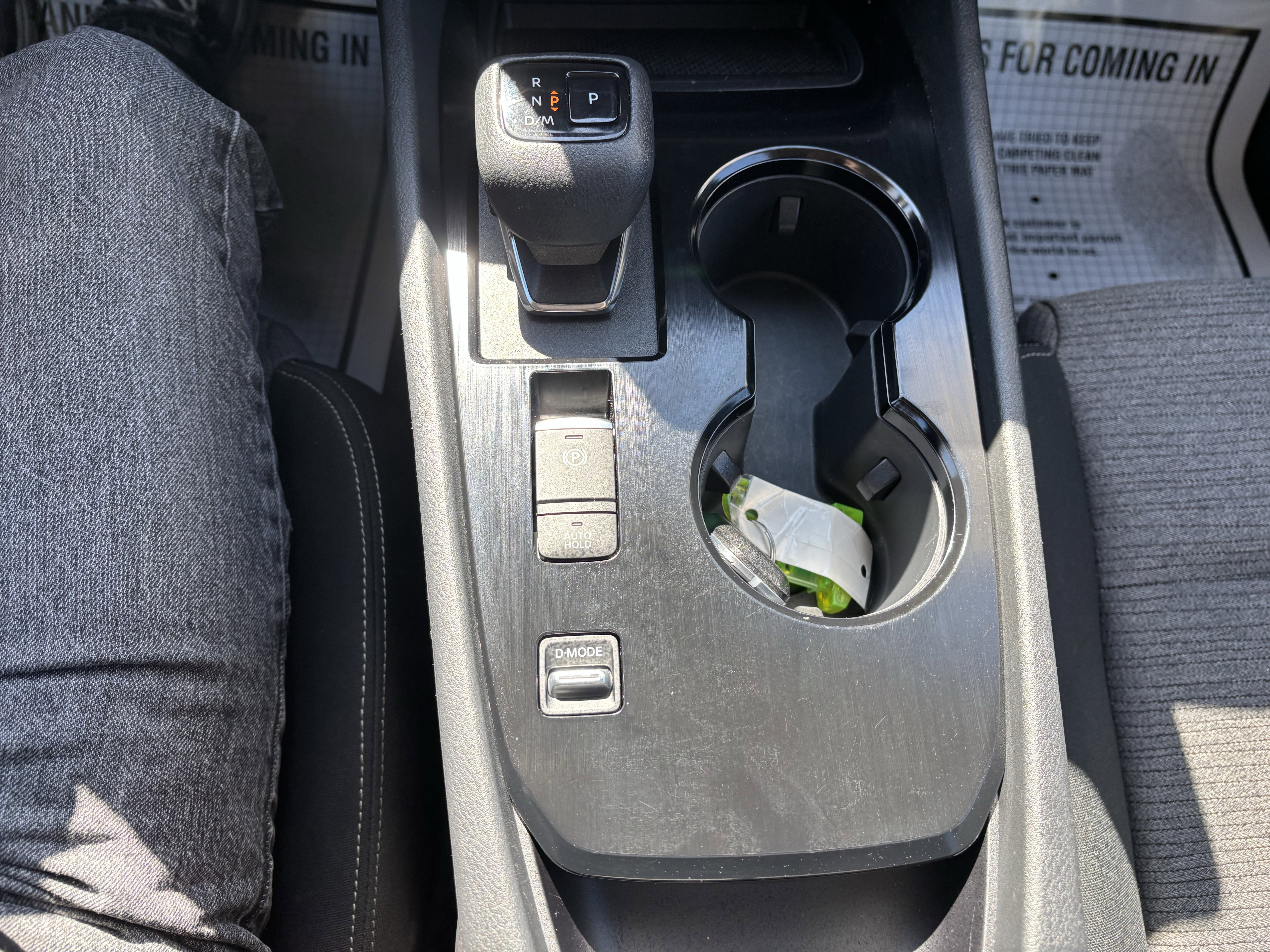 Used 2023 Nissan Rogue SV image 32