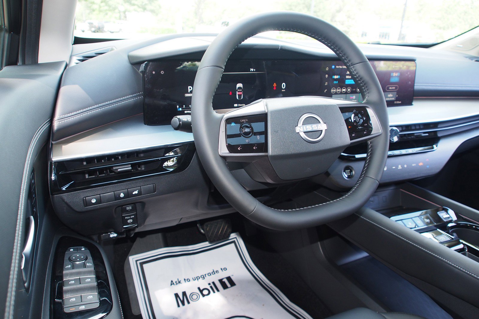 Used 2025 Nissan Murano SL image 14