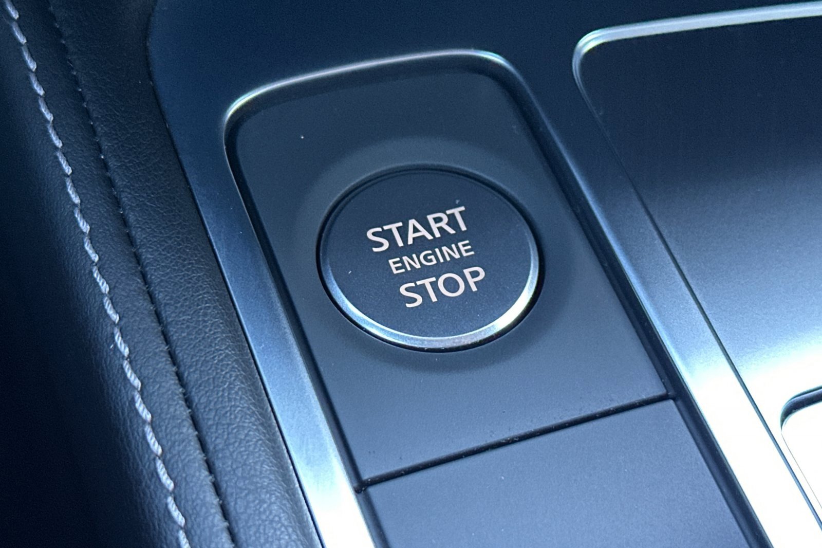 Used 2025 INFINITI QX60 Pure image 37