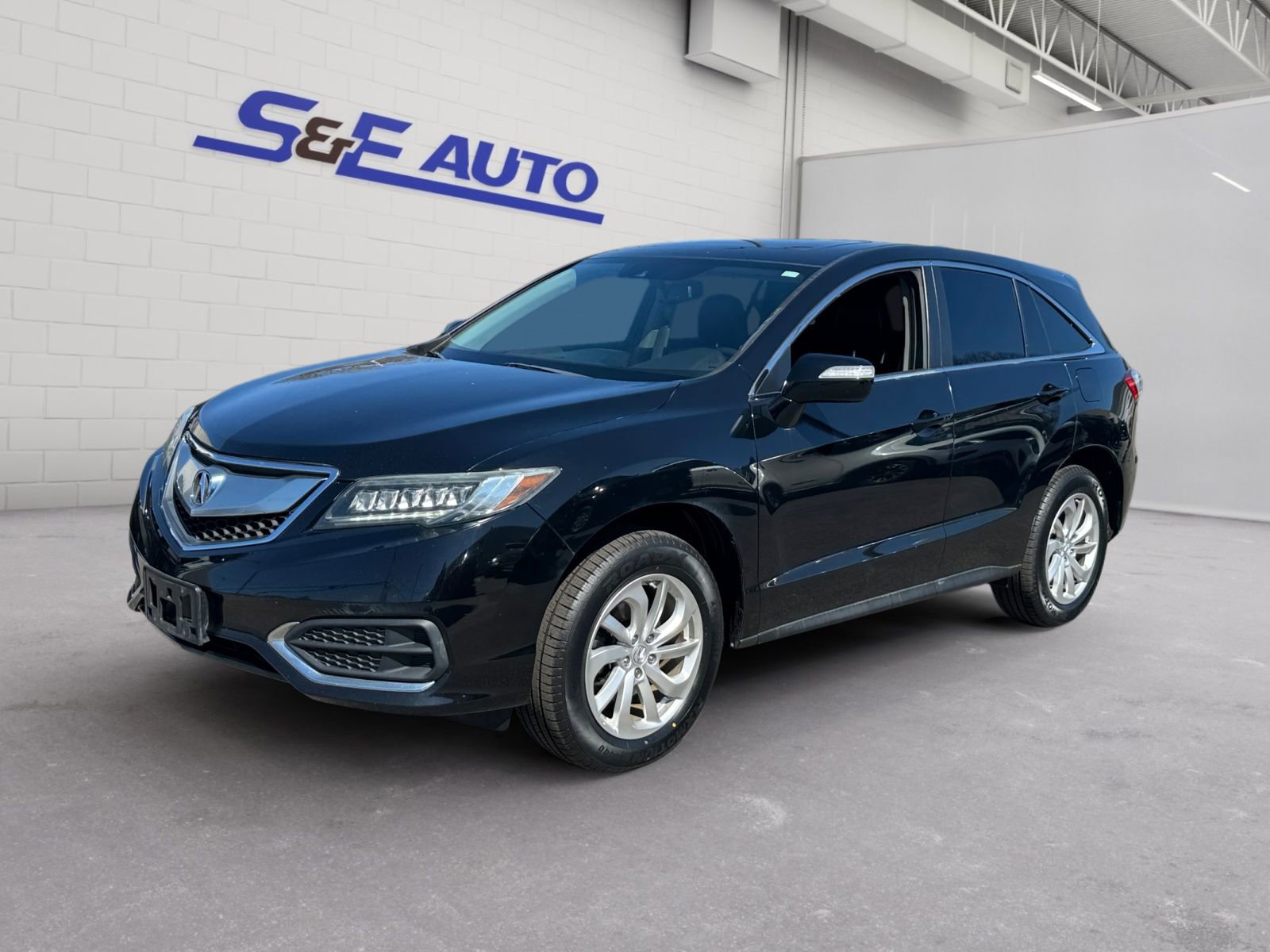 Used 2016 Acura RDX AWD image 1