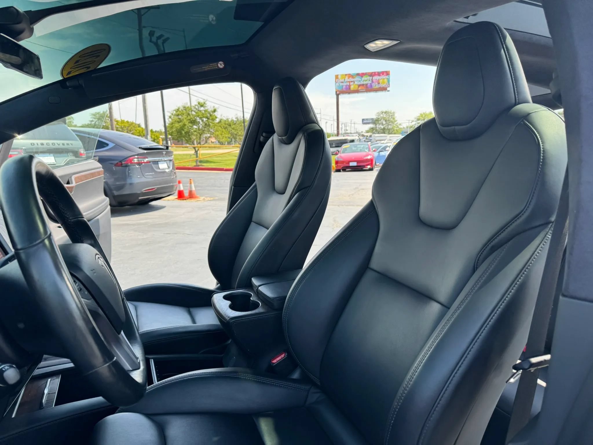 Used 2020 Tesla Model X Long Range AWD/4WD image 10