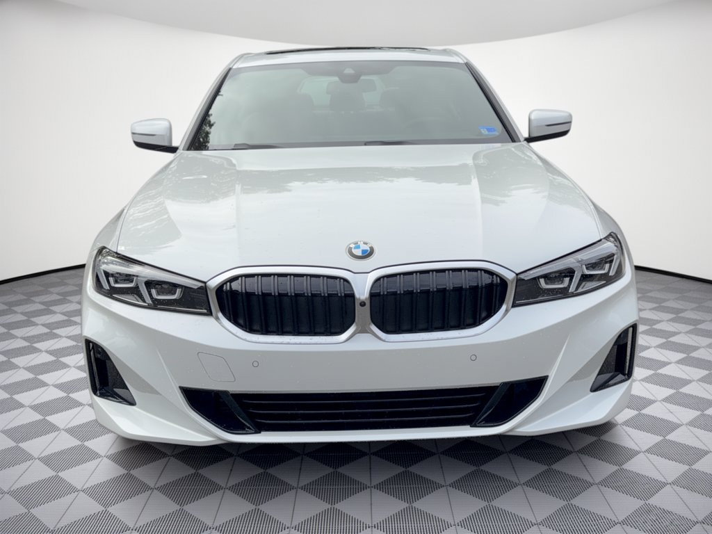 New 2026 BMW 330i xDrive Sedan w/ Premium Package AWD/4WD image 6