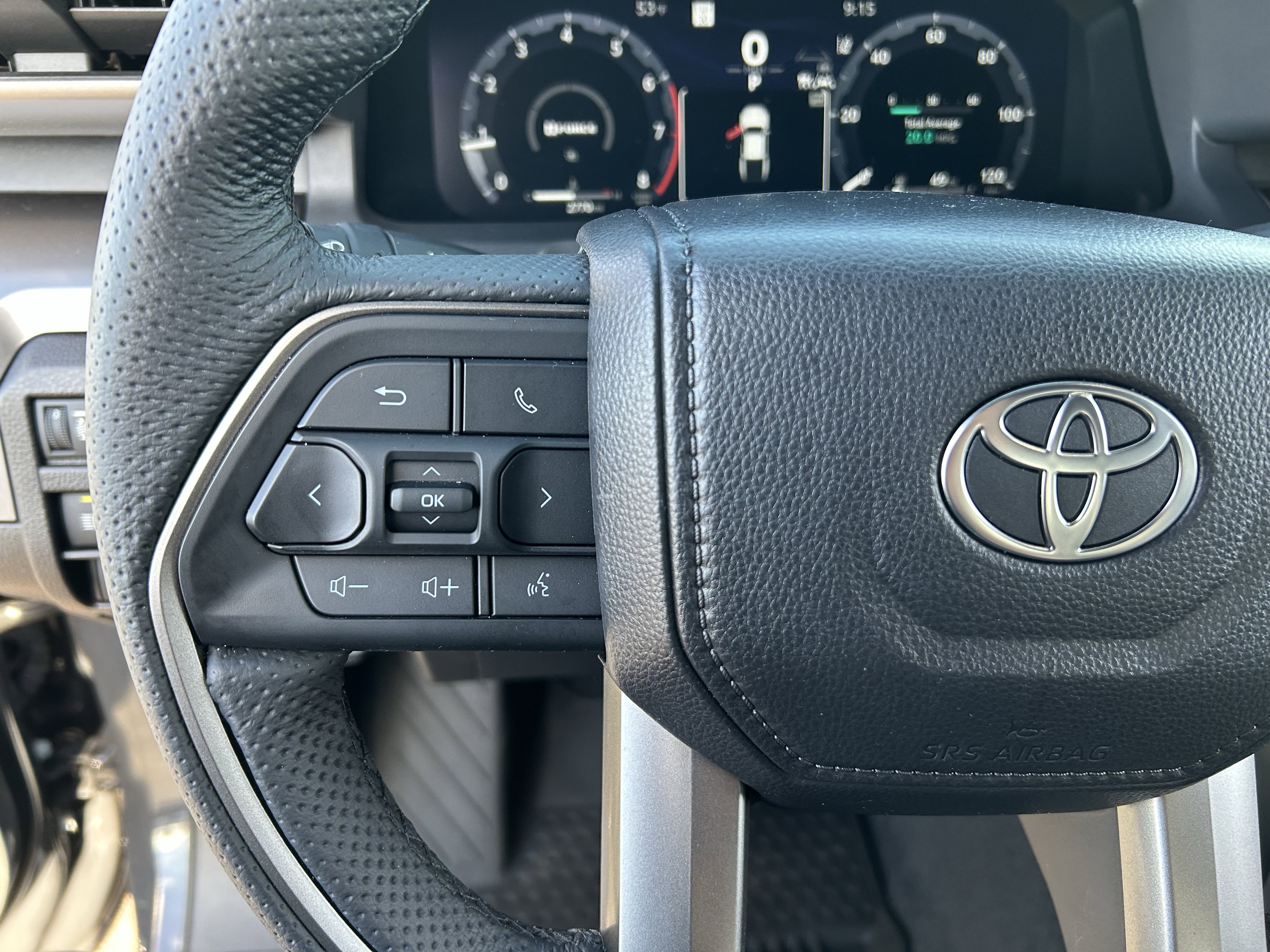 Used 2025 Toyota Tacoma TRD Off-Road image 23