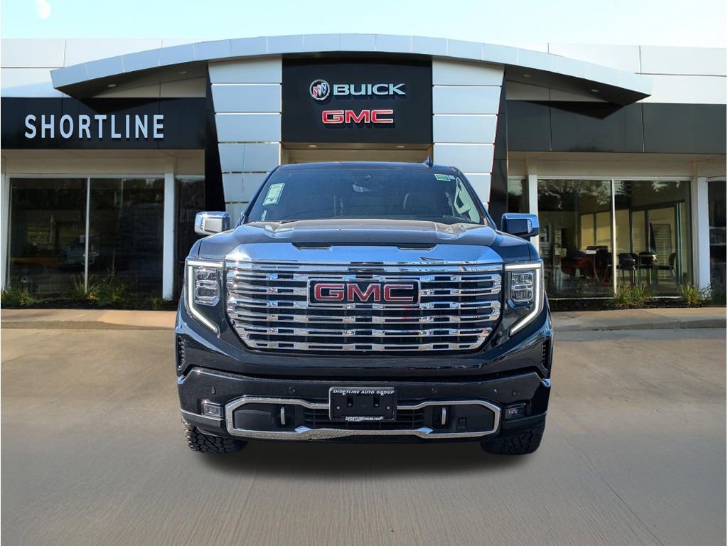Used 2025 GMC Sierra 1500 Denali w/ Technology Package AWD/4WD image 10