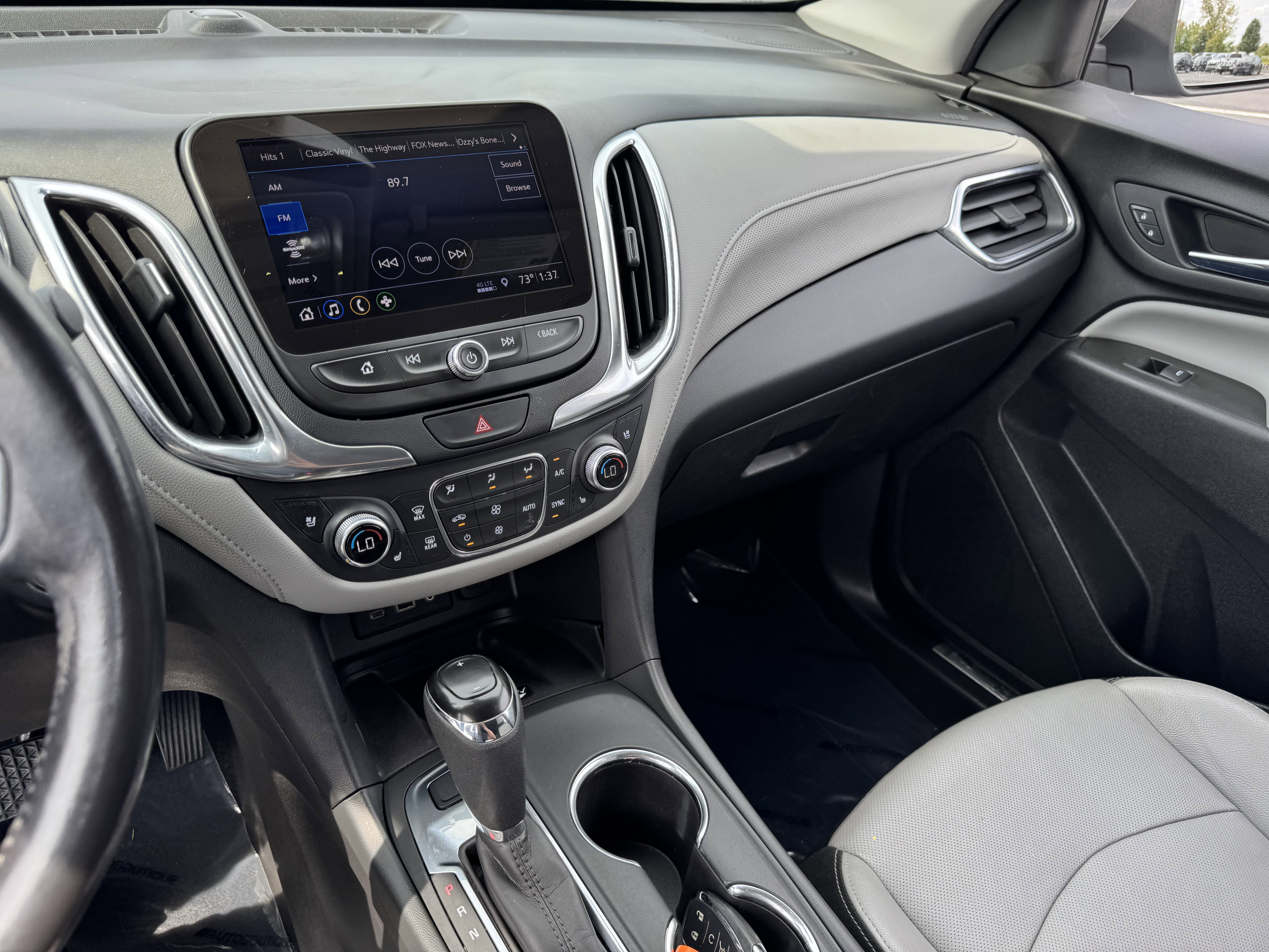 Used 2021 Chevrolet Equinox Premier image 25