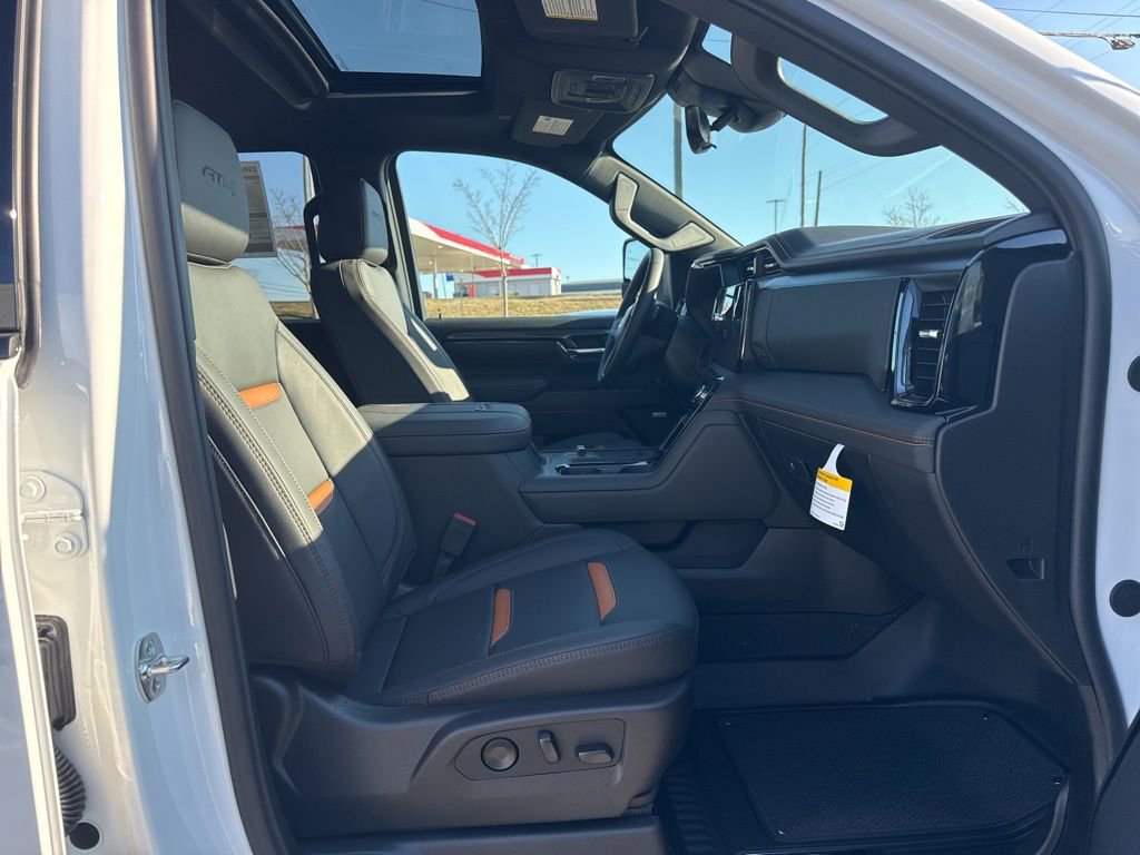 New 2026 GMC Sierra 2500 AT4 w/ AT4 Premium Plus Package image 23