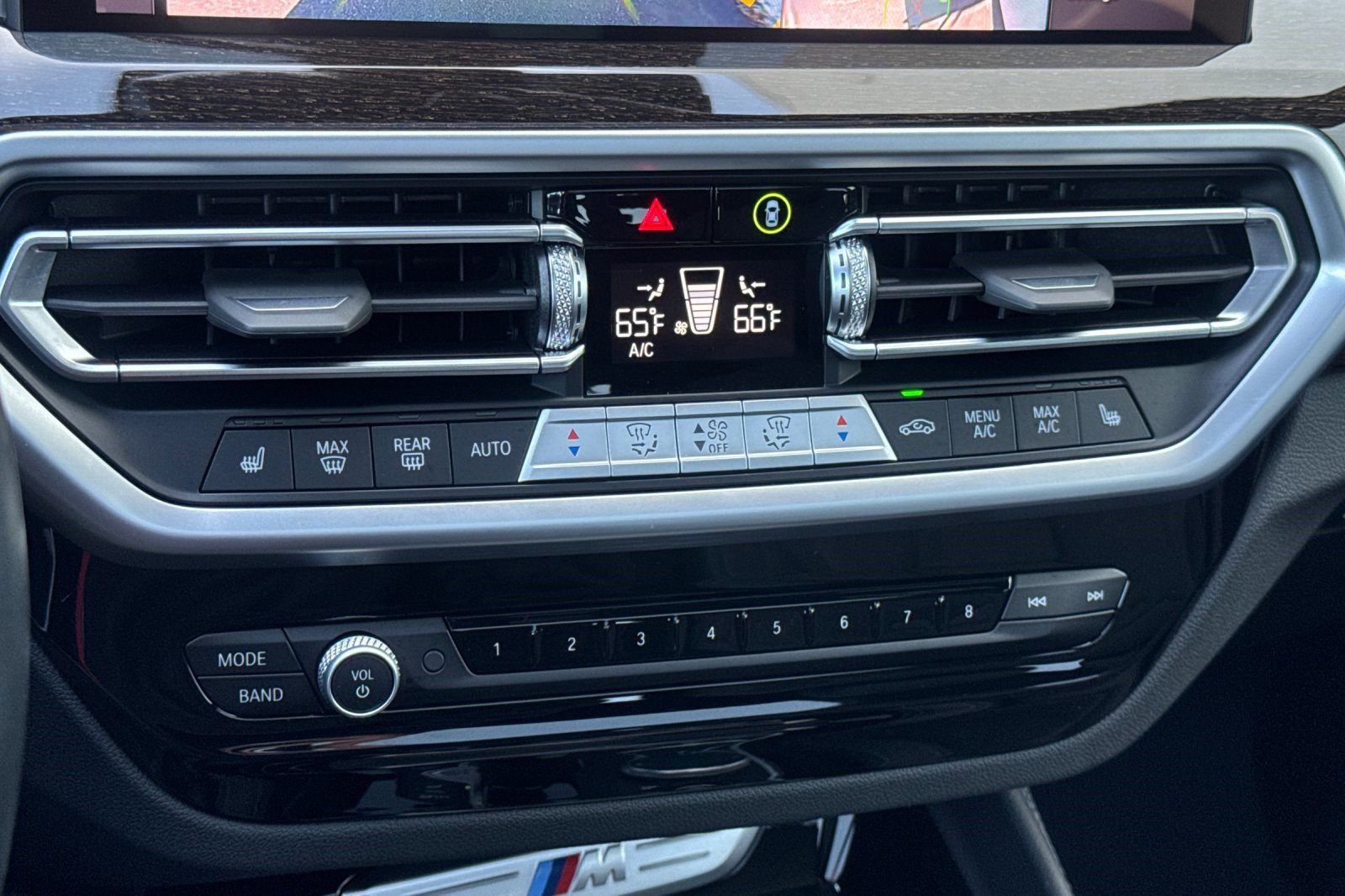 Used 2023 BMW X4 M40i w/ Premium Package image 24