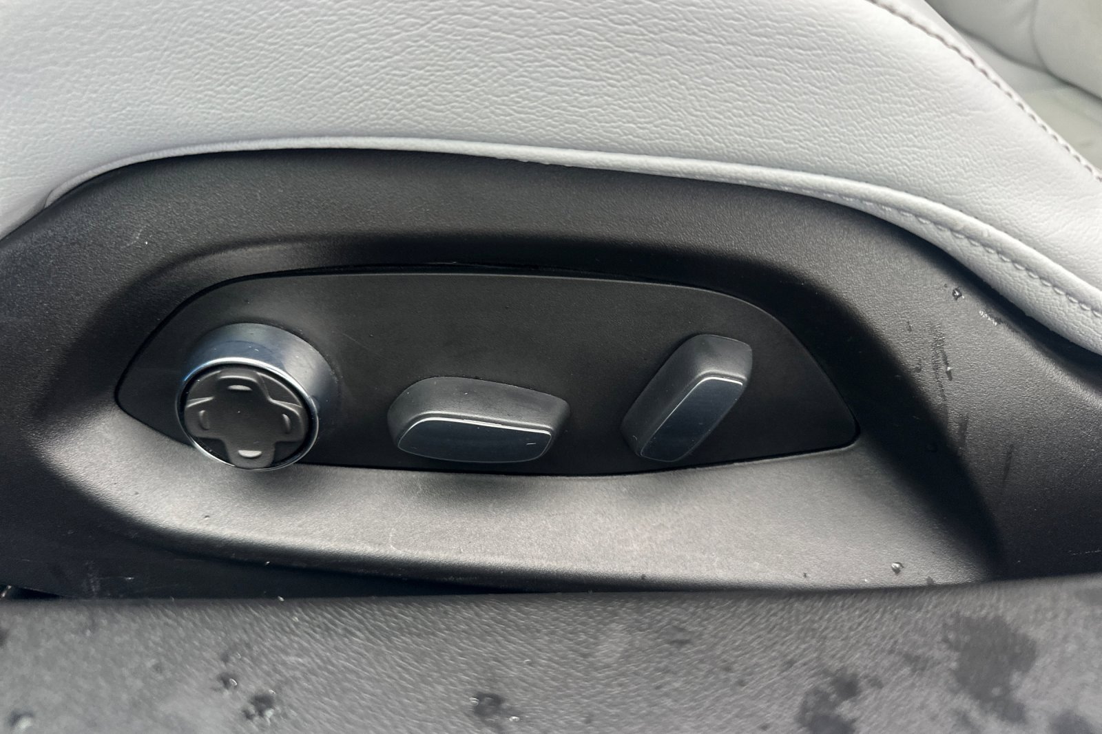 Used 2020 Chevrolet Corvette Stingray w/ 3LT Preferred Equipment Group image 13