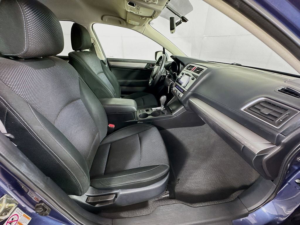 Used 2017 Subaru Outback 2.5i Premium AWD/4WD image 32