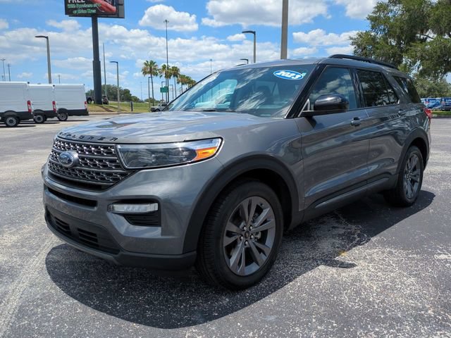 Certified 2023 Ford Explorer XLT w/ Equipment Group 202A RWD image 9