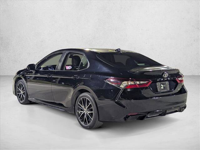 Certified 2021 Toyota Camry SE image 7