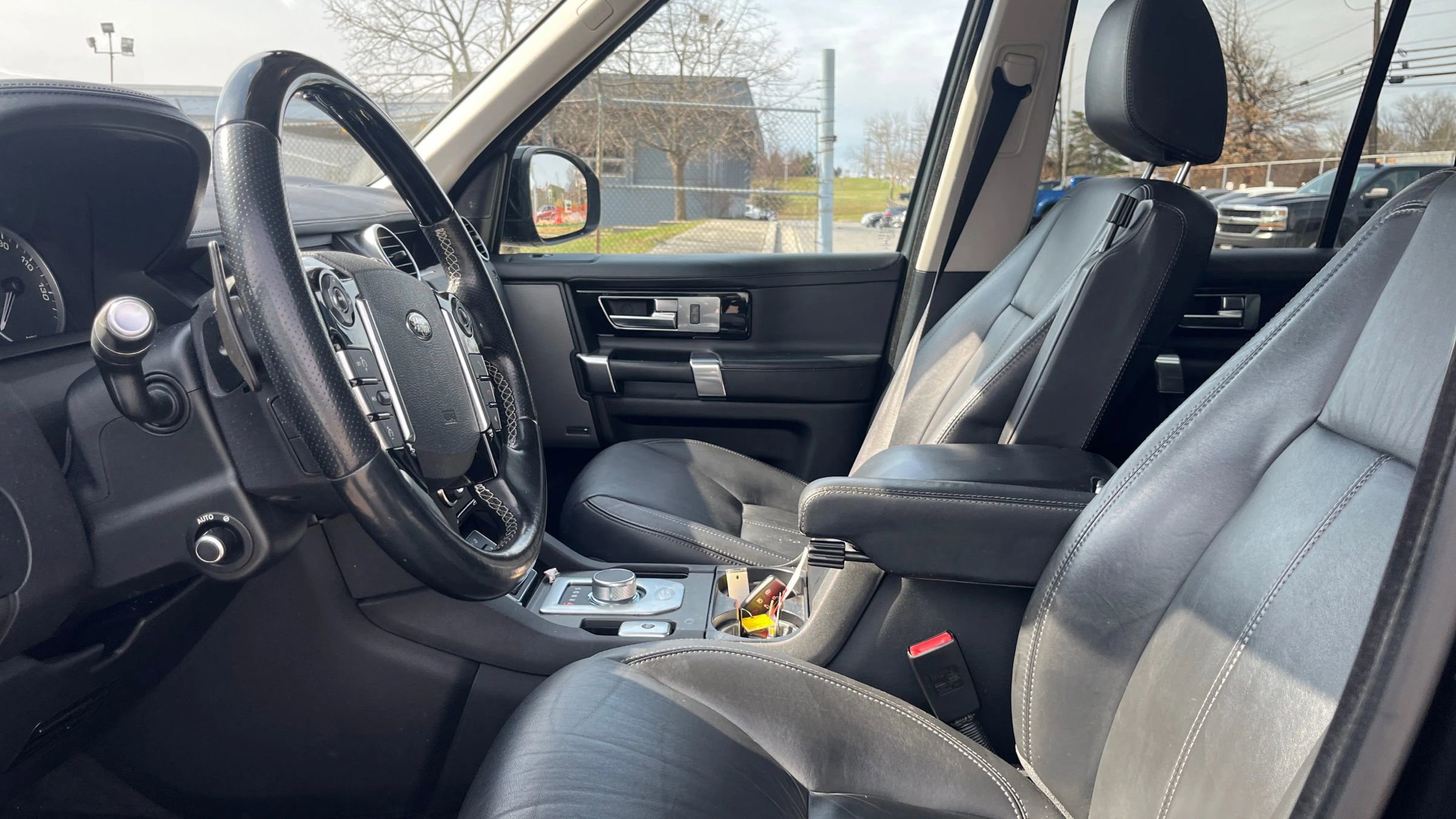 Used 2016 Land Rover LR4 HSE LUX image 9