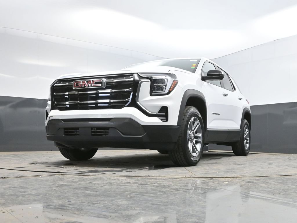 Used 2025 GMC Terrain Elevation AWD/4WD image 34