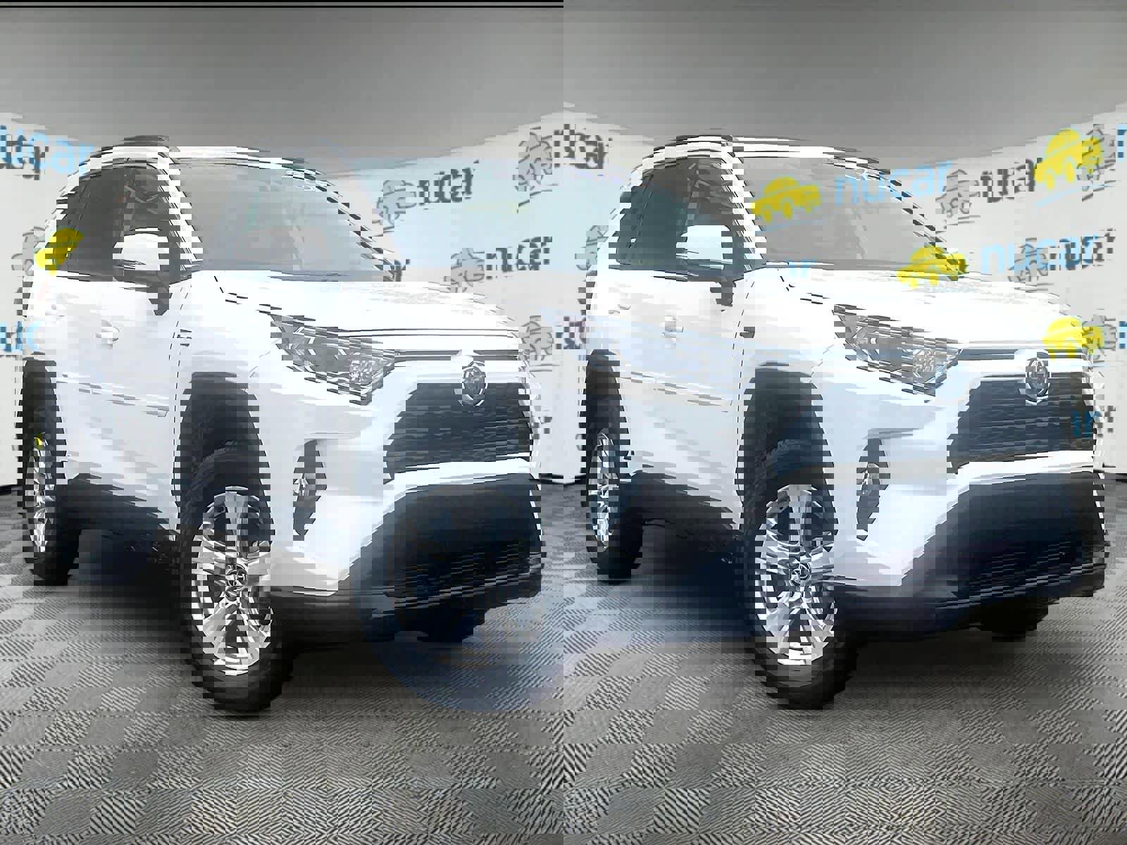 Used 2021 Toyota RAV4 XLE w/ Convenience Package image 1