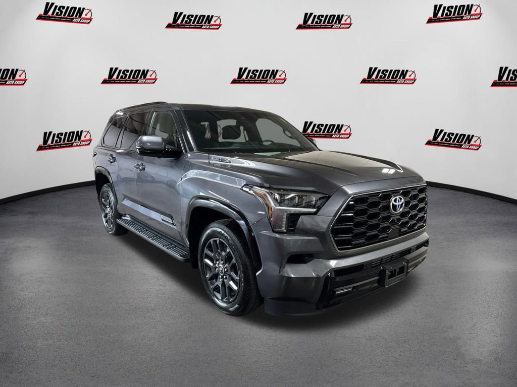 Used 2023 Toyota Sequoia Platinum image 3