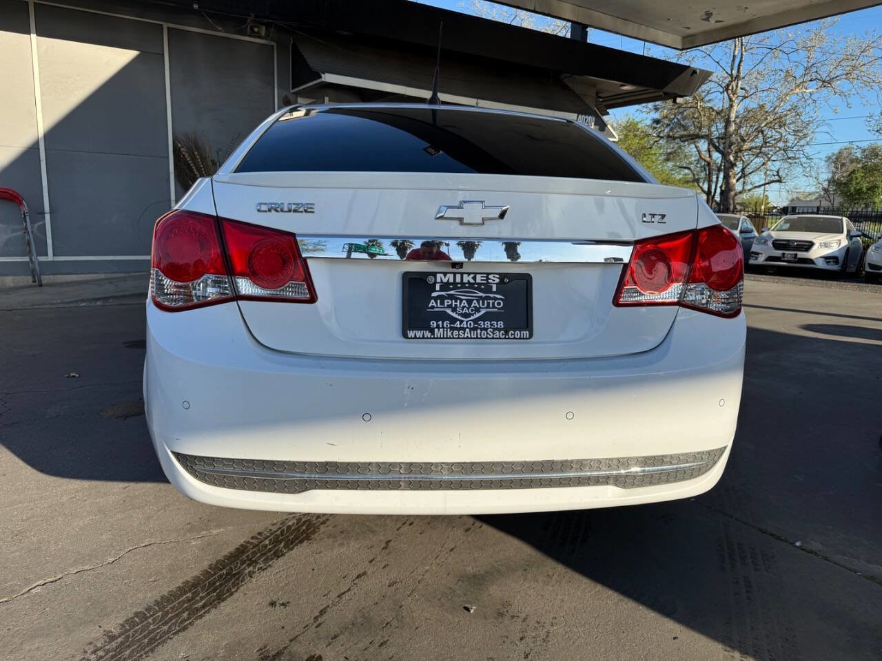 Used 2013 Chevrolet Cruze LTZ w/ Enhanced Safety Package FWD image 26