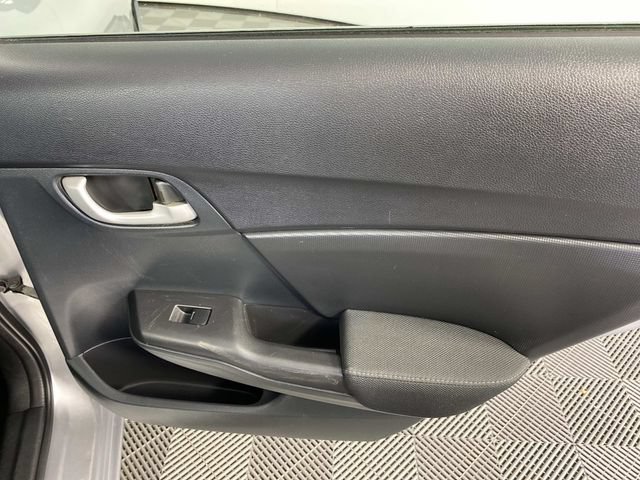 Used 2015 Honda Civic SE image 25