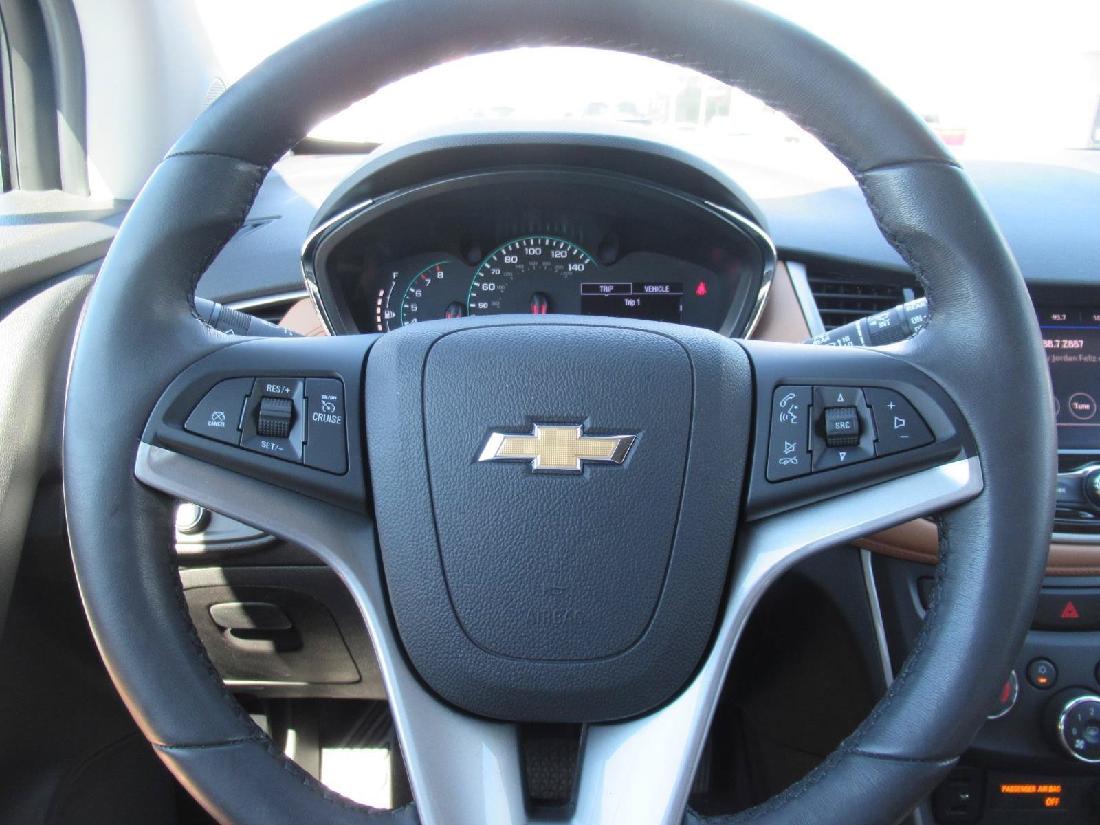 Certified 2020 Chevrolet Trax LT w/ Driver Confidence Package FWD image 23
