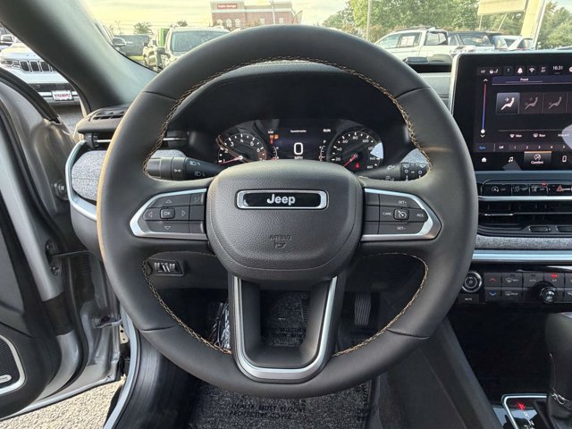 New 2026 Jeep Compass Latitude AWD/4WD image 12