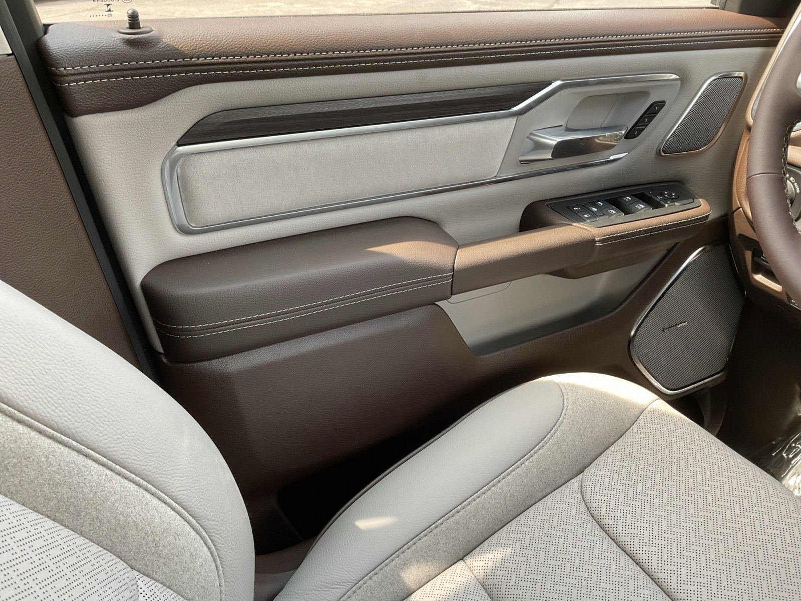 New 2026 RAM 1500 Laramie image 21