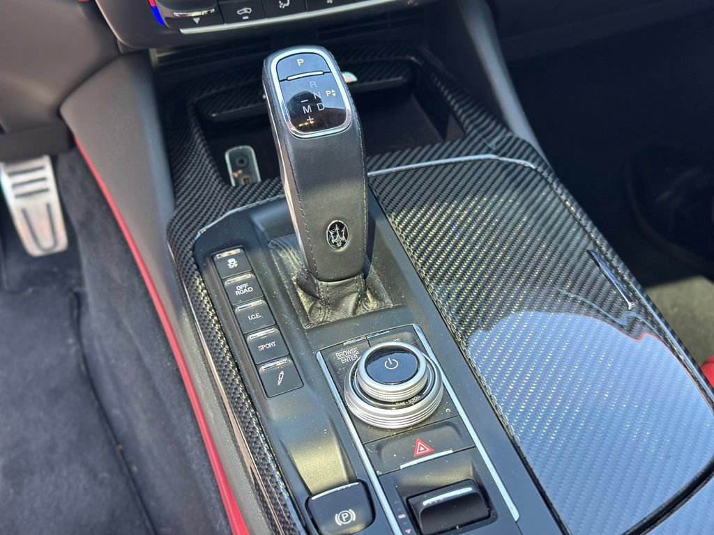 Used 2022 Maserati Levante Modena S AWD/4WD image 39