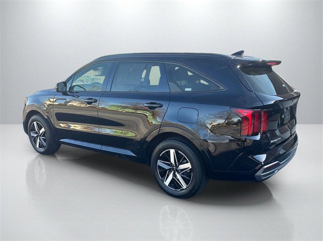 Certified 2023 Kia Sorento S w/ Panoramic Sunroof Package image 5