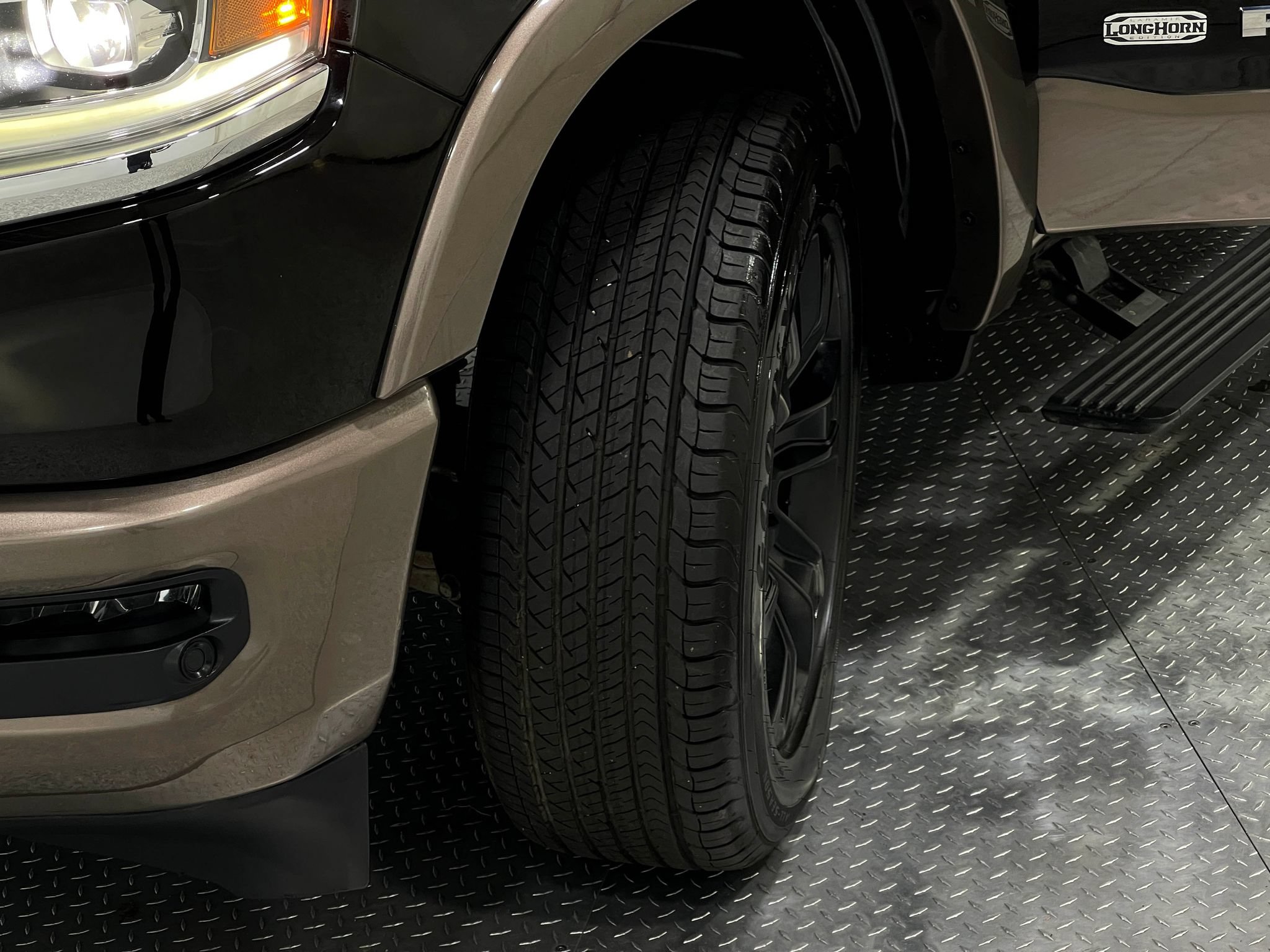 Used 2020 RAM 1500 Limited AWD/4WD image 35