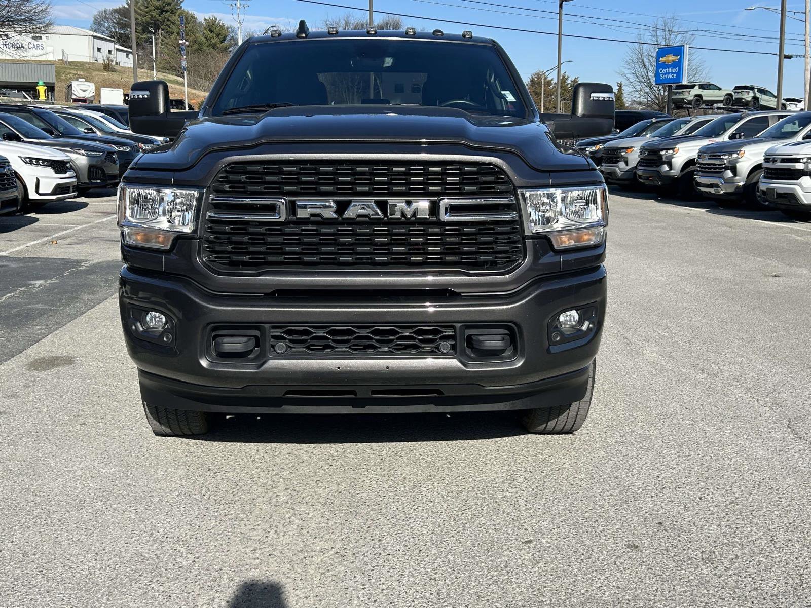 Used 2024 RAM 2500 Big Horn w/ Sport Appearance Package image 8