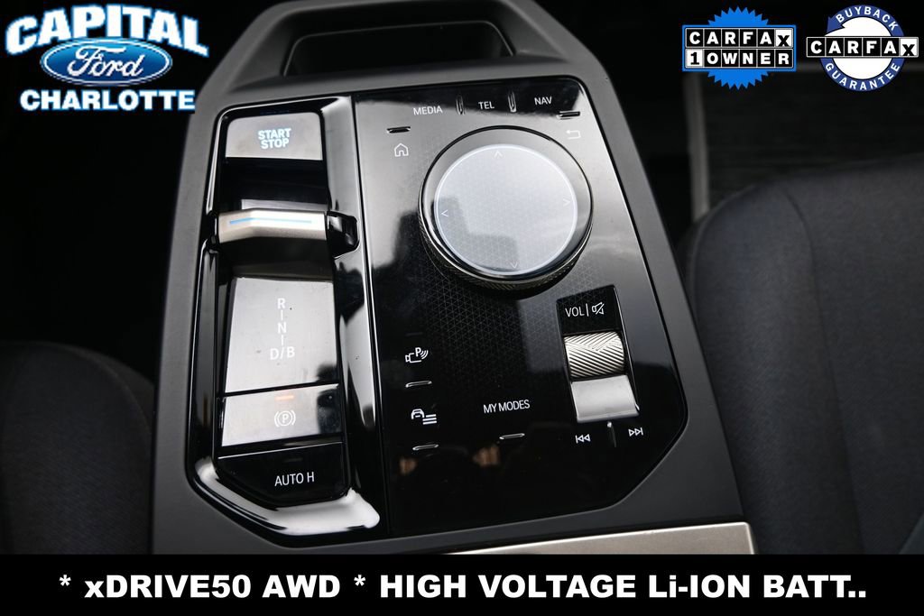 Used 2023 BMW iX xDrive50 w/ Sport Package AWD/4WD image 16