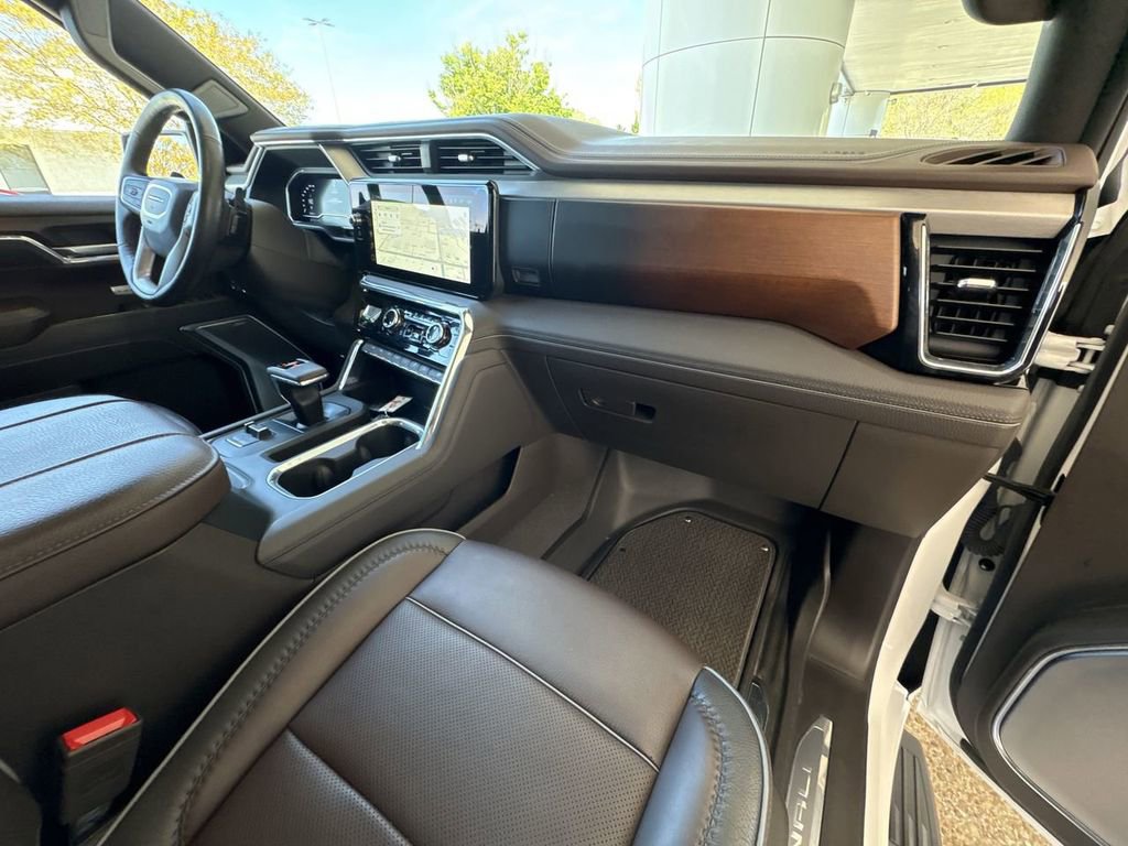 Certified 2024 GMC Sierra 1500 Denali w/ Technology Package AWD/4WD image 30