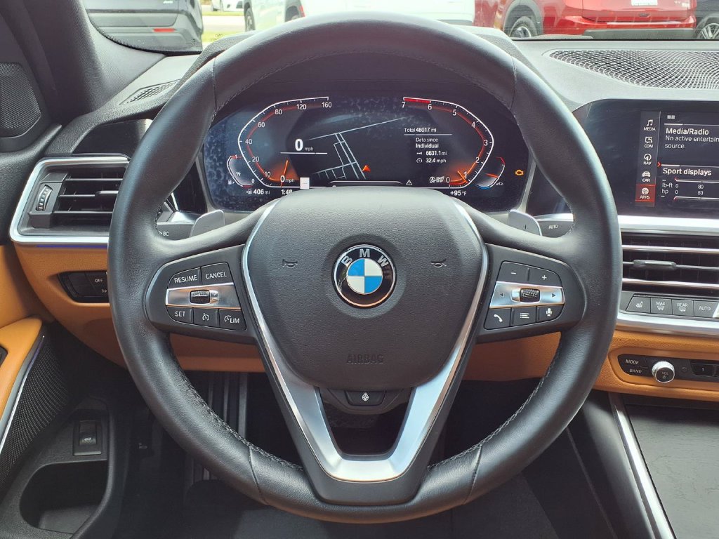 Used 2022 BMW 330i xDrive Sedan w/ Premium Package 2 AWD/4WD image 32