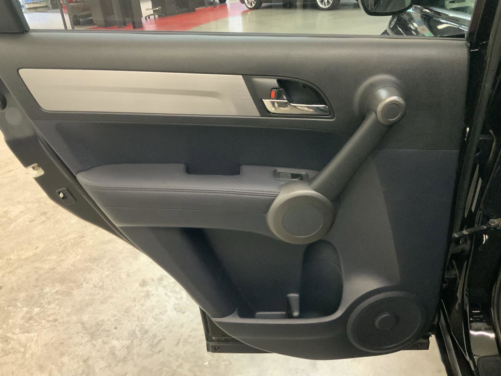 Used 2011 Honda CR-V EX-L image 30