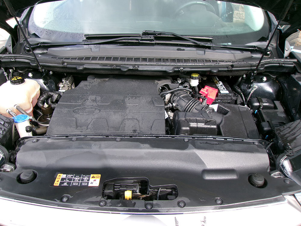 Used 2016 Ford Edge SEL image 10