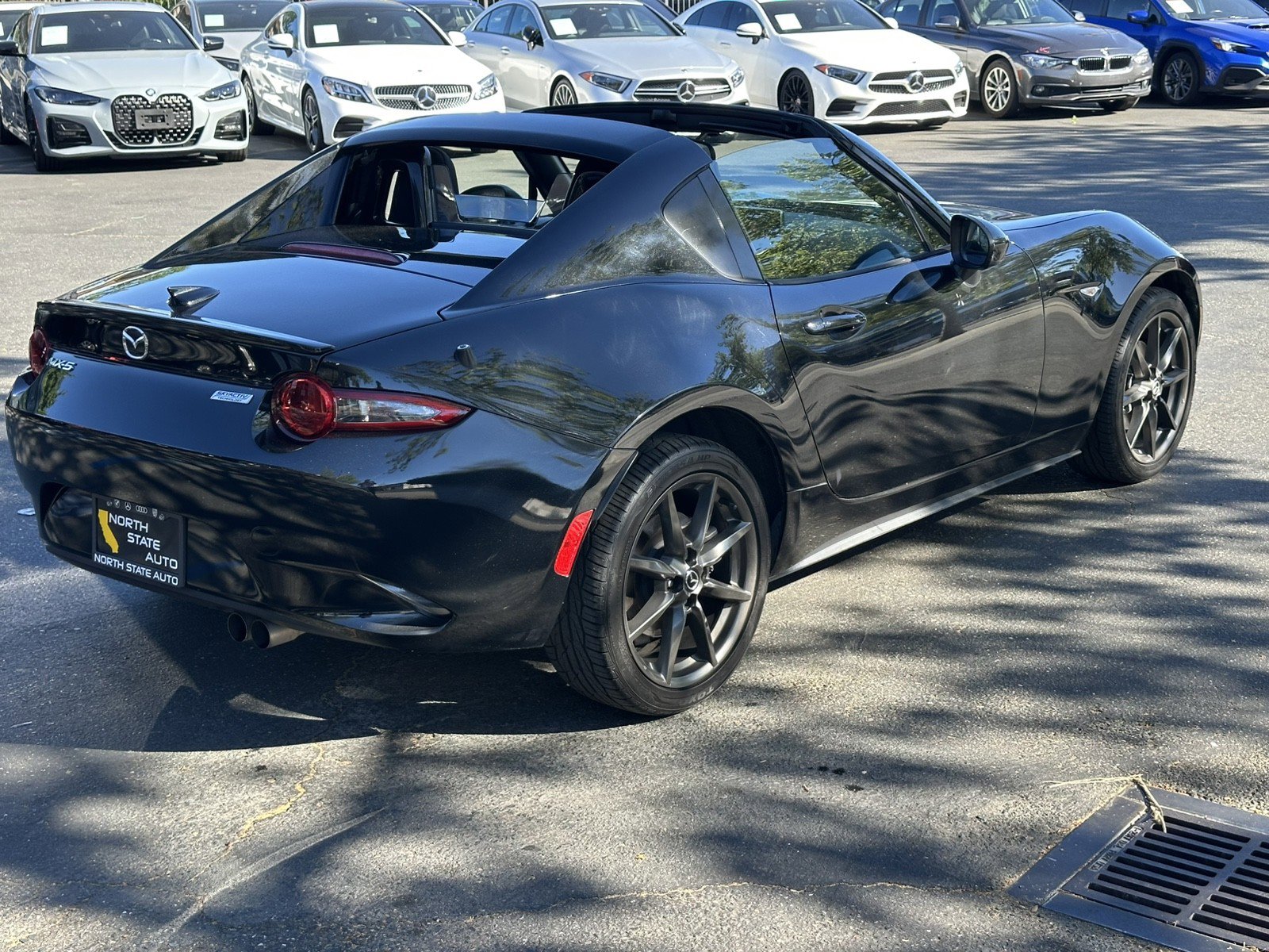 Used 2017 MAZDA MX-5 Miata RF Club RWD image 8