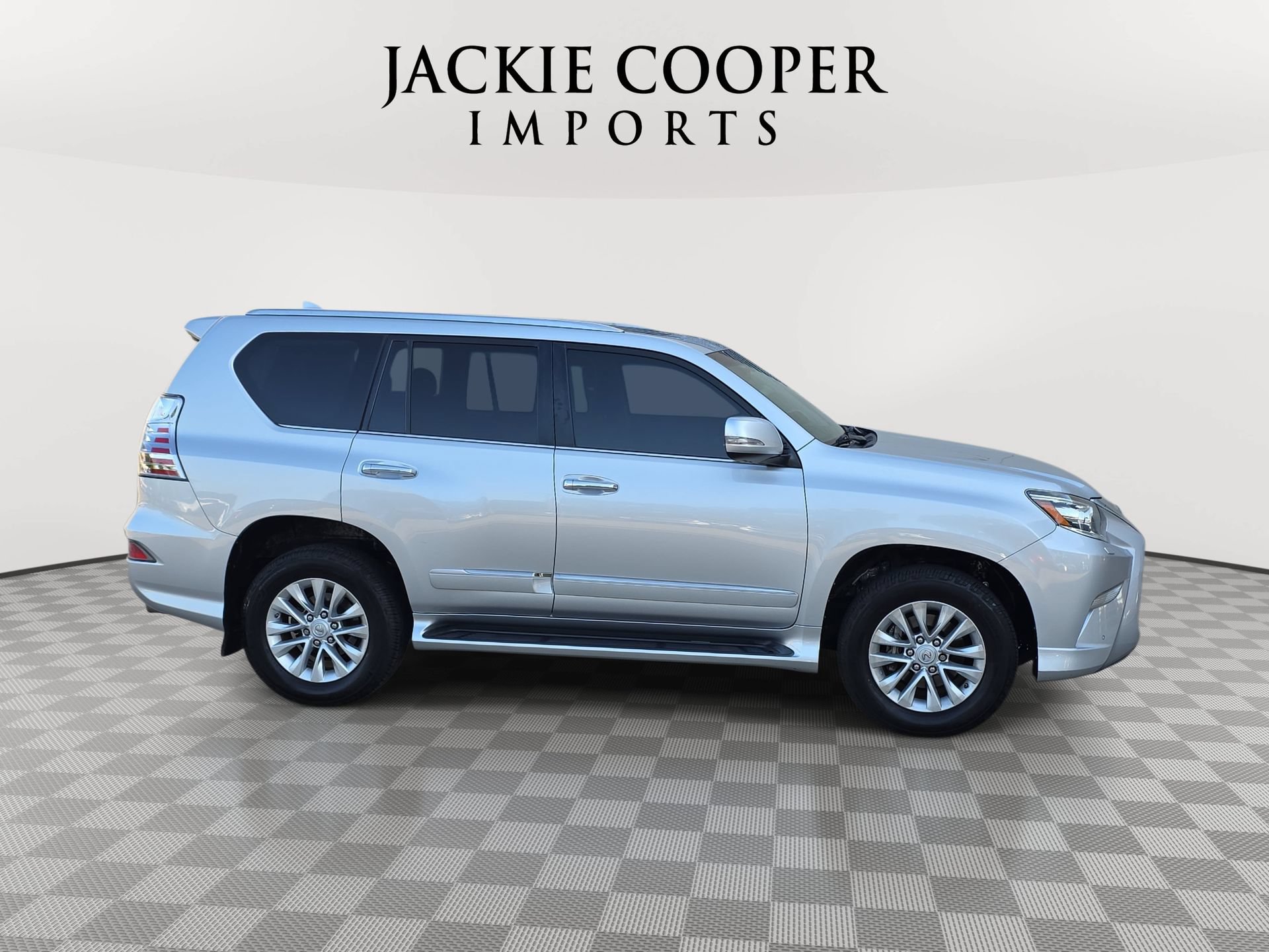 Used 2016 Lexus GX 460 w/ Premium Package AWD/4WD image 4