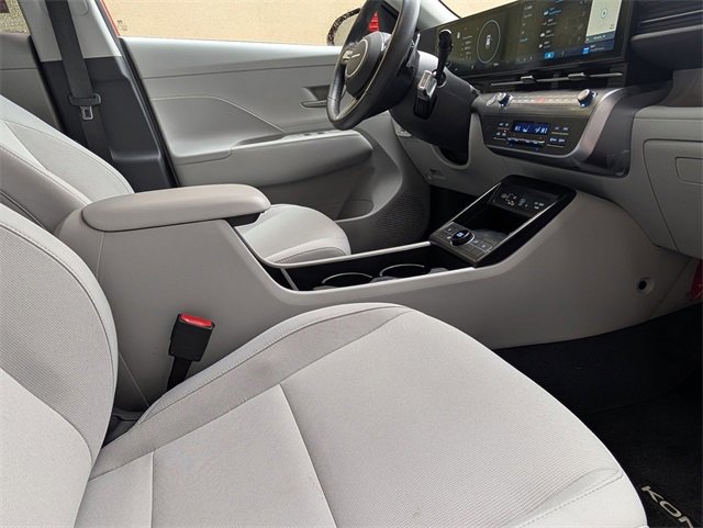 Certified 2024 Hyundai Kona SEL w/ Convenience Package image 20