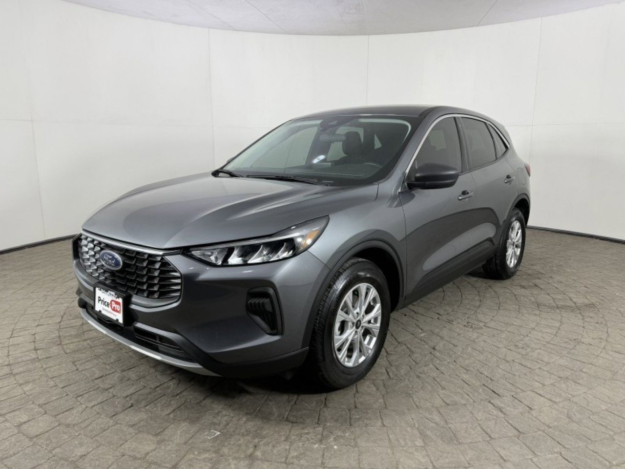 Certified 2023 Ford Escape Active image 3