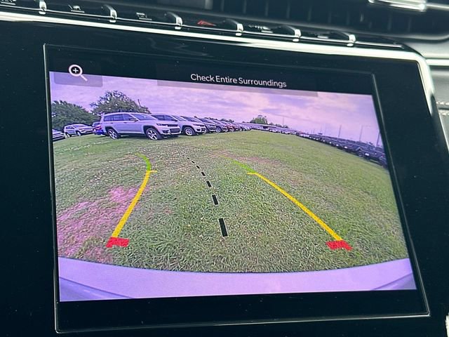 New 2025 Jeep Grand Cherokee L Laredo w/ Luxury Tech Group I image 44