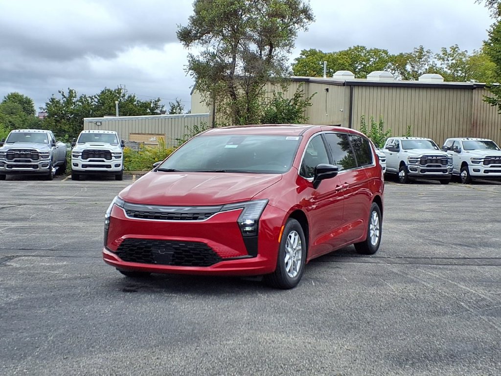 New 2027 Chrysler Pacifica Select FWD image 2