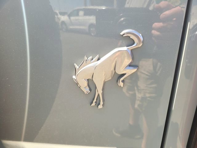 Used 2023 Ford Bronco Badlands image 10