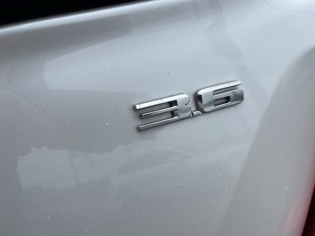 Used 2018 Cadillac XTS Luxury w/ Driver Awareness Package image 30