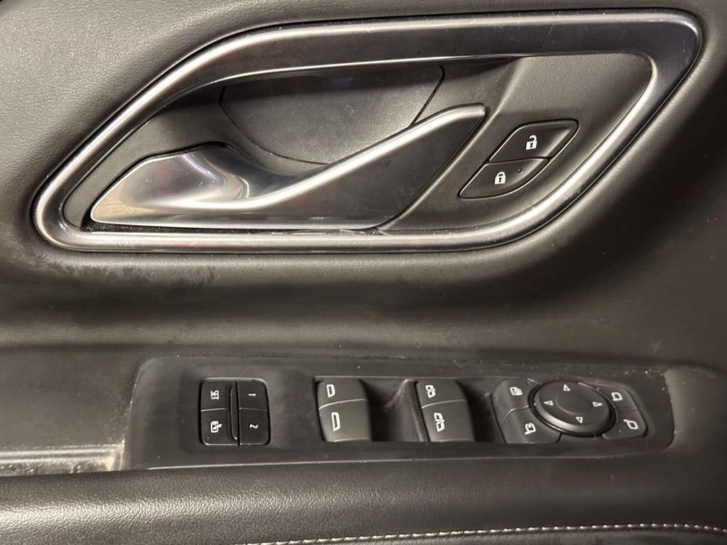 Used 2023 Chevrolet Tahoe Z71 w/ Luxury Package image 13