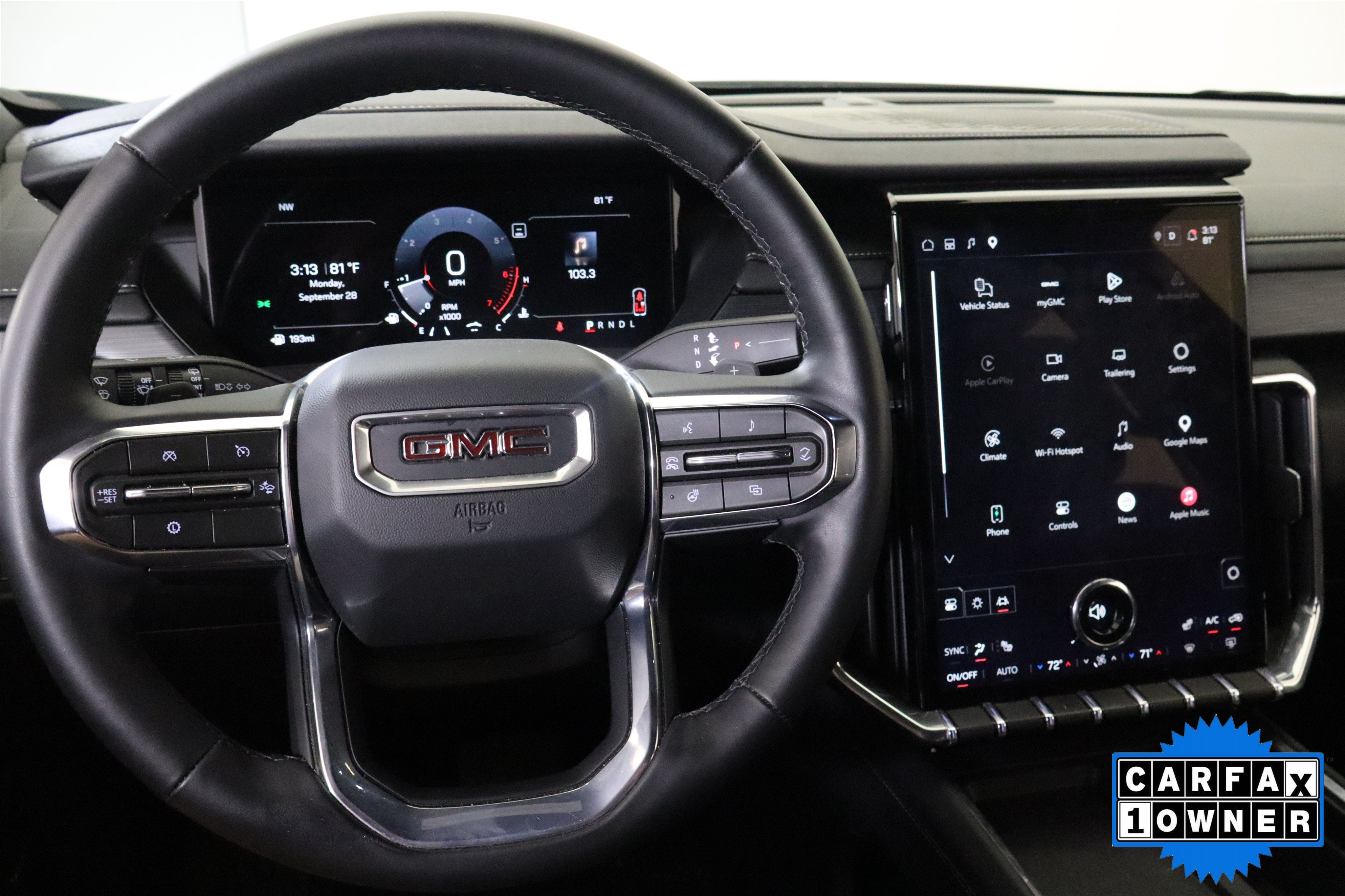 Used 2026 GMC Acadia Elevation w/ Elevation Premium Package FWD image 23