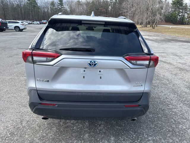 Used 2023 Toyota RAV4 XLE w/ Convenience Package image 6