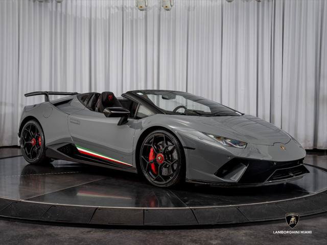 Used 2018 Lamborghini Huracan Performante AWD/4WD image 26