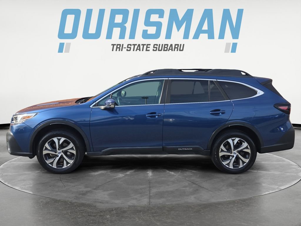 Certified 2022 Subaru Outback Limited image 3