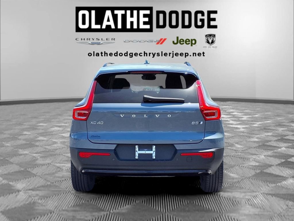 Used 2023 Volvo XC40 B5 Plus w/ Protection Package Premier AWD/4WD image 29